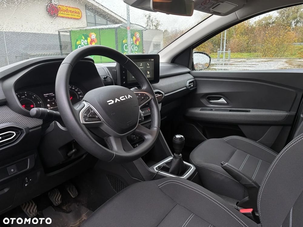 Dacia Sandero - 11