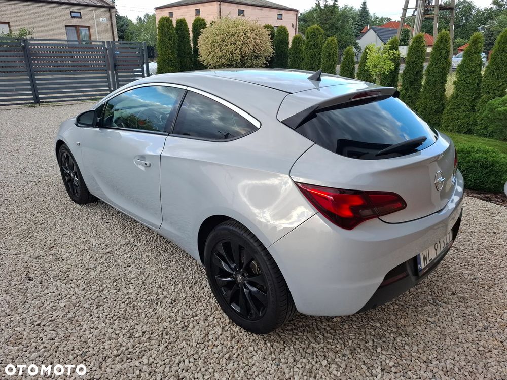 Opel Astra 1.4 Turbo - 22