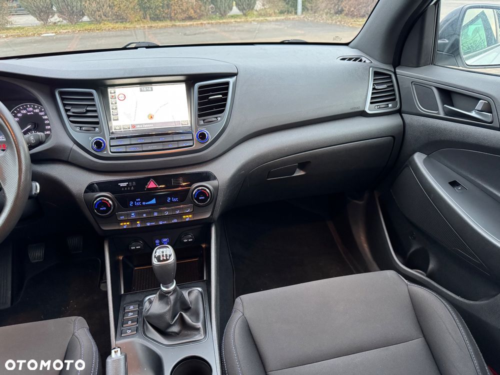 Hyundai Tucson 1.6 GDi 2WD Select - 12