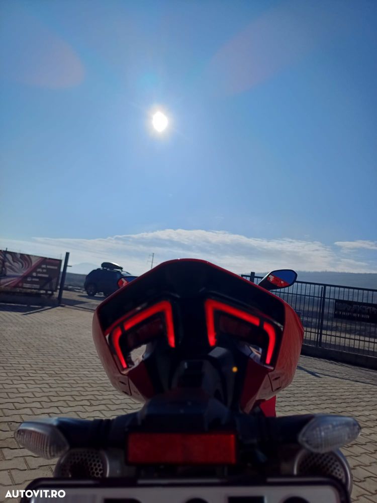Ducati Panigale V2 - 5