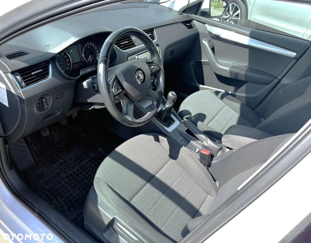 Skoda Octavia 1.6 TDI Ambition - 9
