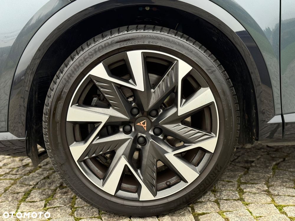 Cupra Formentor 2.0 TSI 4Drive DSG VZ Black Edition - 33