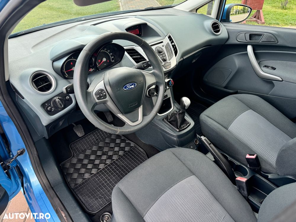 Ford Fiesta 1.4 Connection - 8