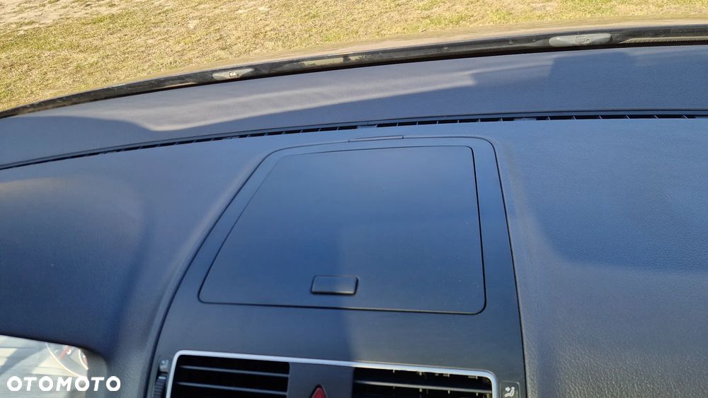 Volkswagen Touran 1.4 TSI Comfortline - 18