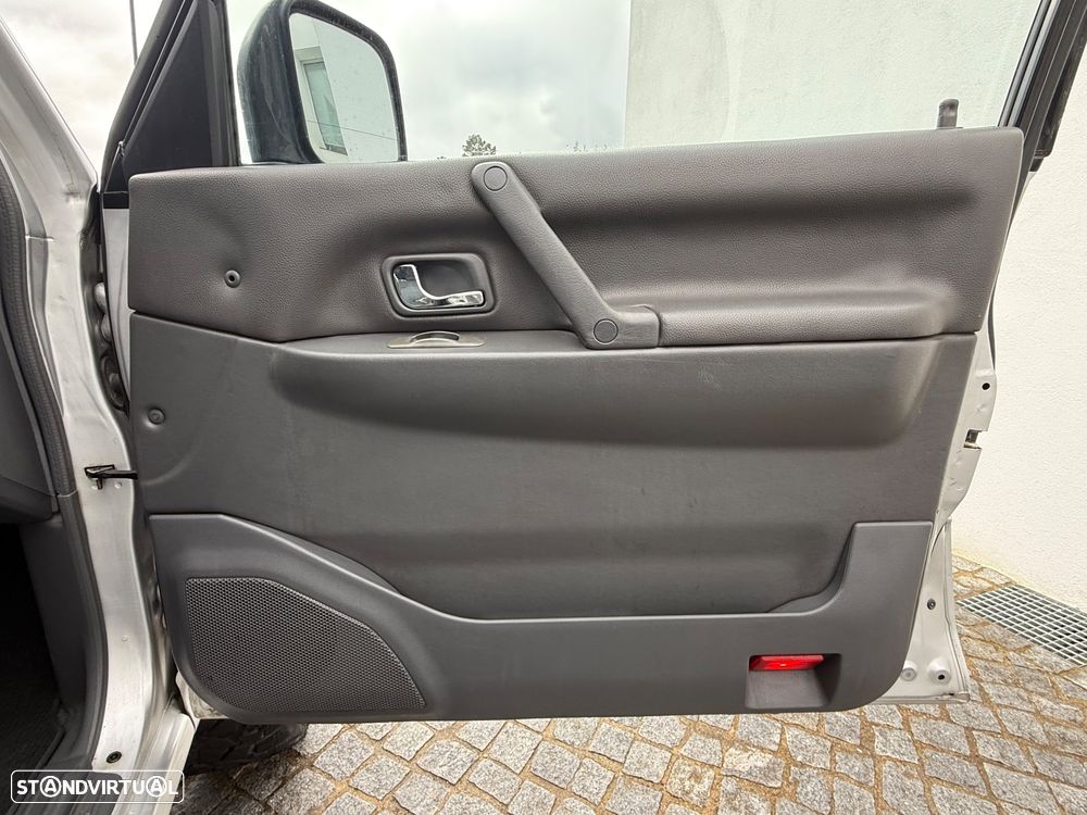 Mitsubishi Pajero 2.8 TD GLS ABS - 26