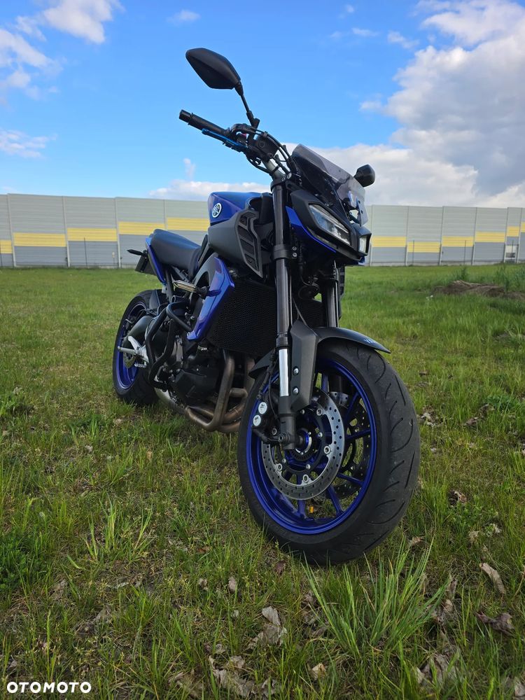 Yamaha MT - 2