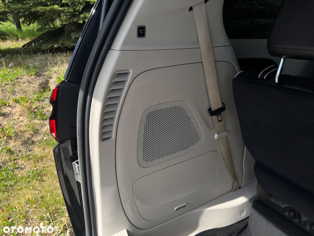 Chrysler Pacifica - 28