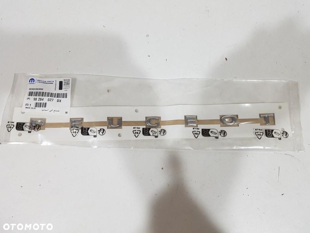 PEUGEOT 2008 II 2 EMBLEMAT ZNACZEK NAPIS LOGO TYŁ 98284027DX NOWY ORYGINAŁ - 1