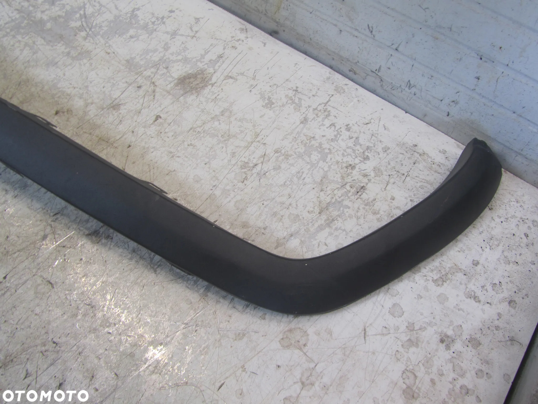 mercedes sprinter 906 fl nosek-listwa pod grila - 3