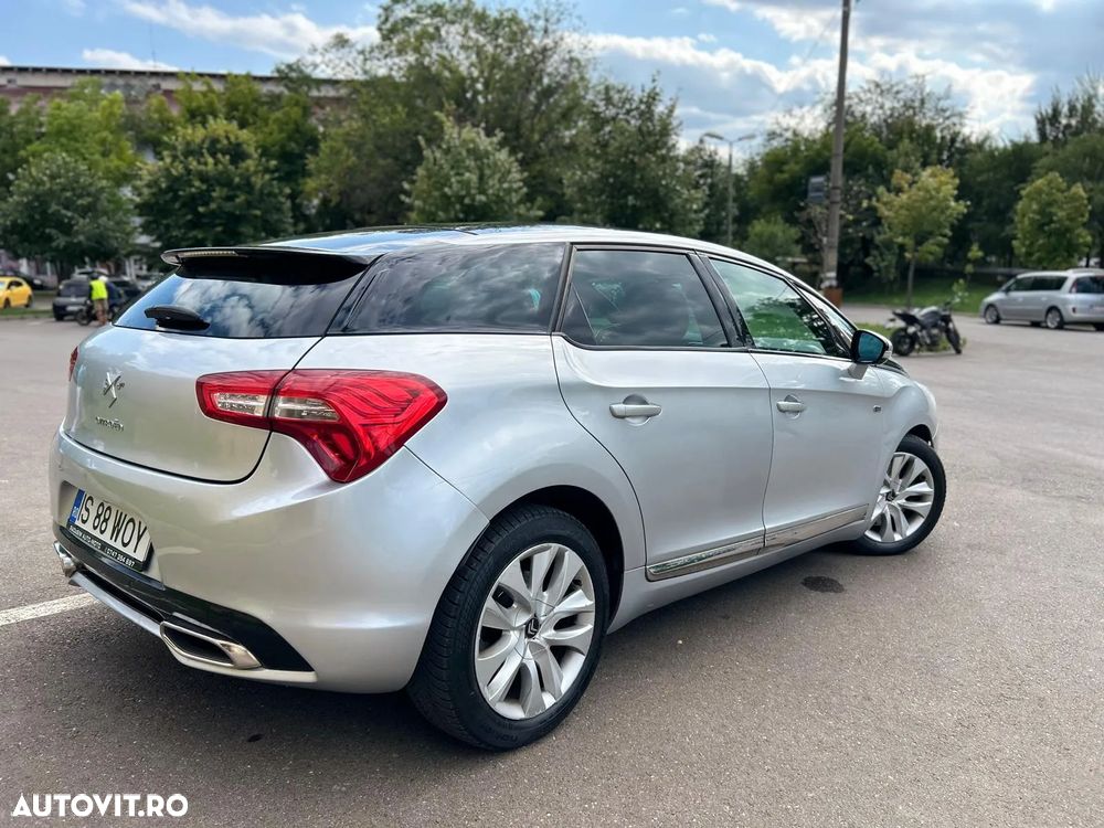 Citroën DS5 2.0 HYbrid4 Airdream Sport Chic - 3