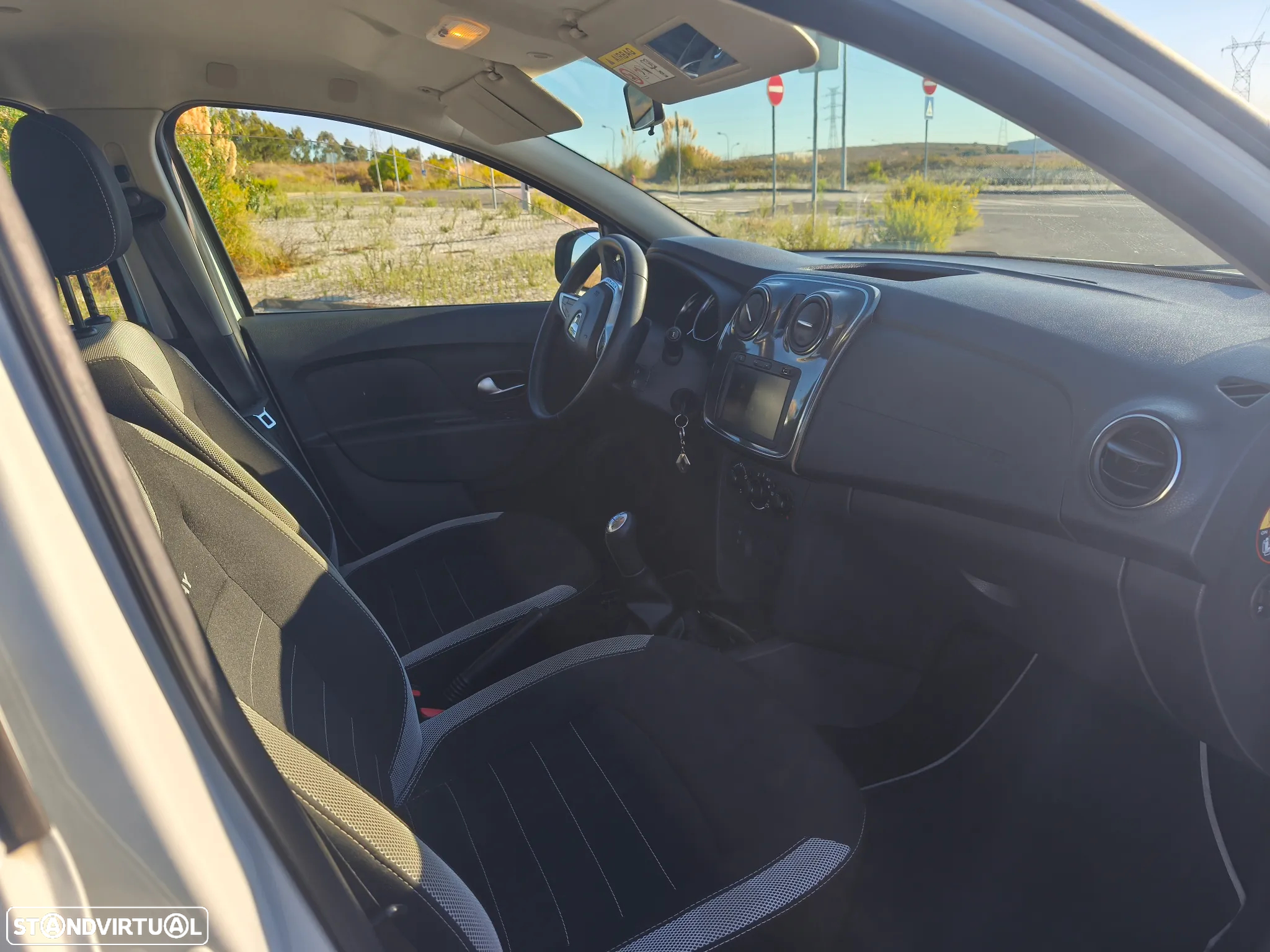 Dacia Sandero 1.0 SCe Pack - 5