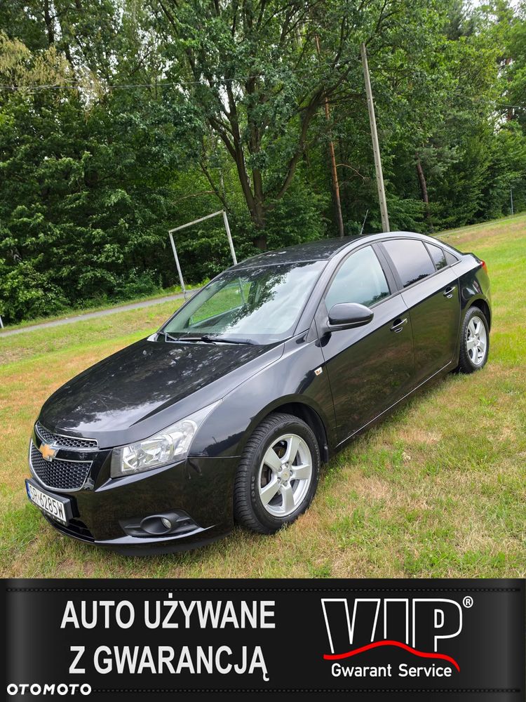 Chevrolet Cruze 1.6 - 8