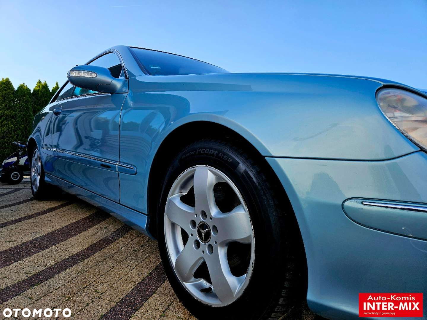 Mercedes-Benz CLK - 12
