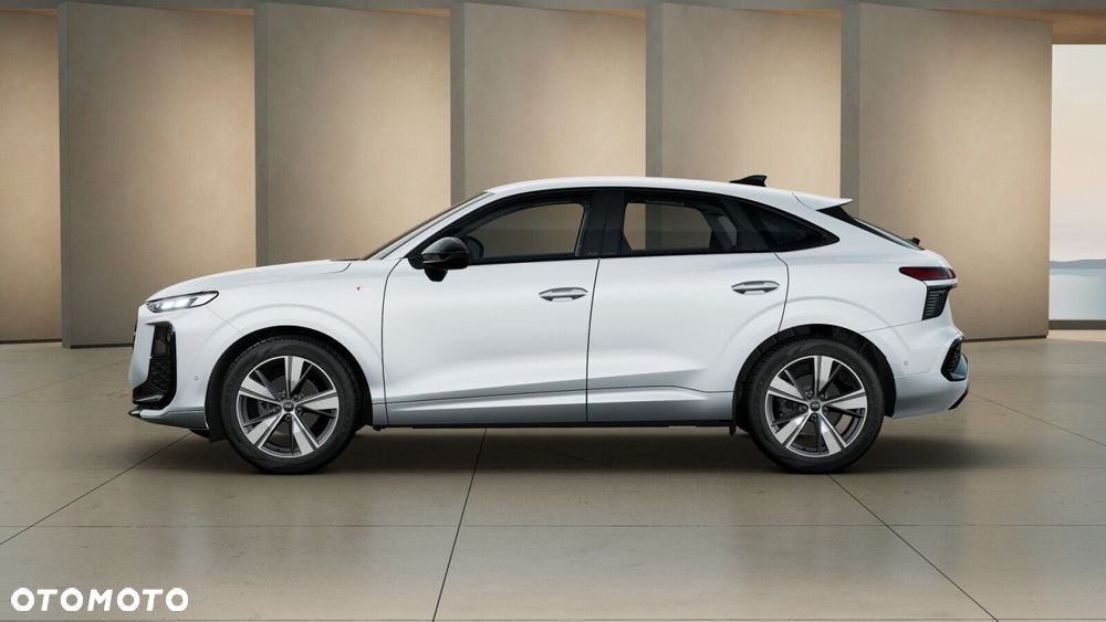 Audi Q3 Sportback - 4