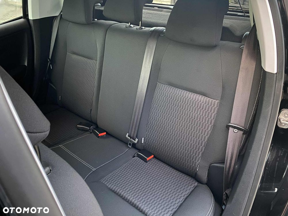 Peugeot 208 1.6 BlueHDi Allure S&S - 17