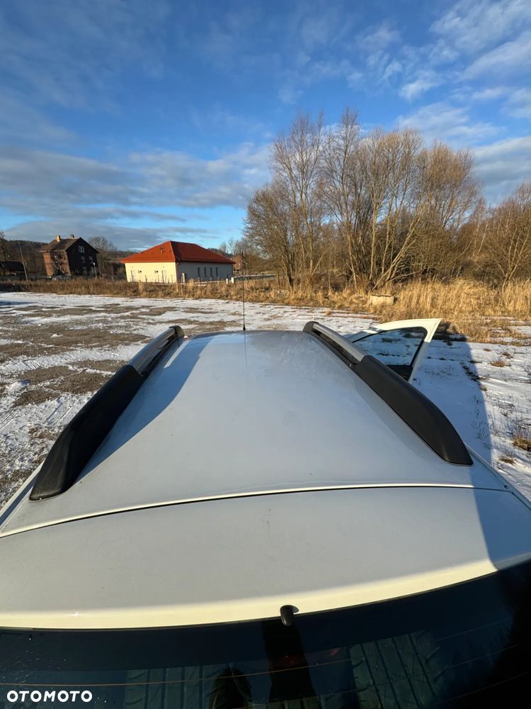 Dacia Duster 1.6 - 16