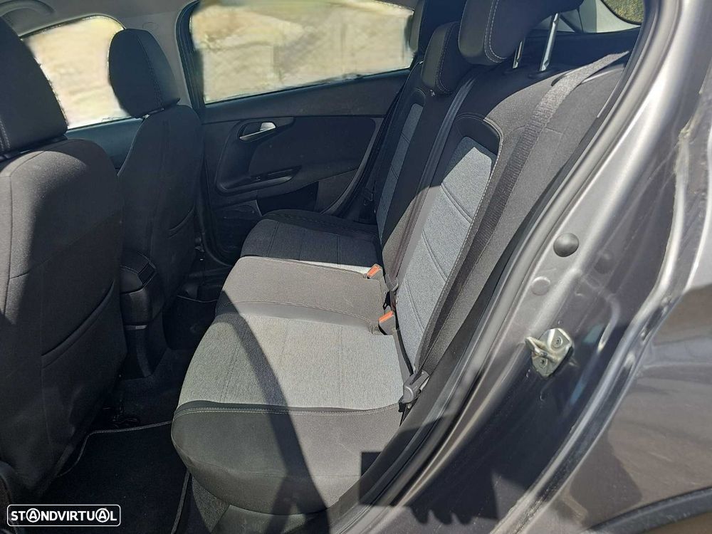 Fiat Tipo Cross 1.0 GSE T3 - 6