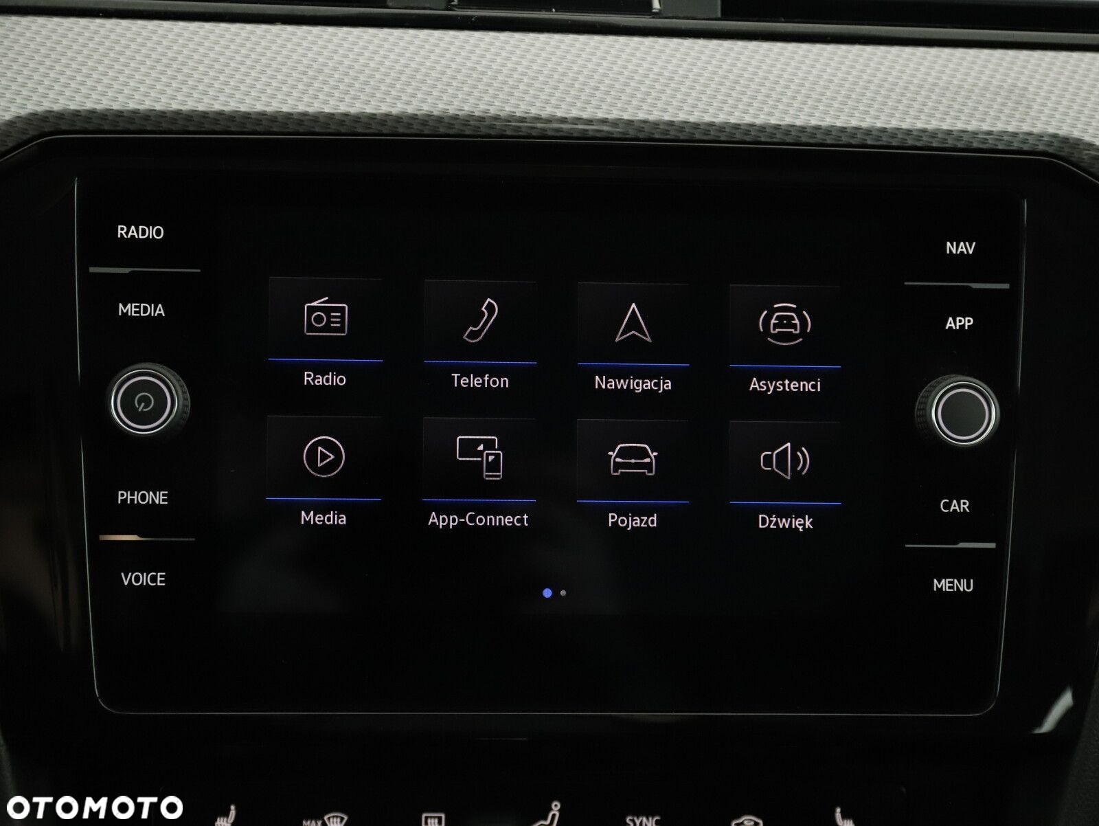 Volkswagen Passat - 17