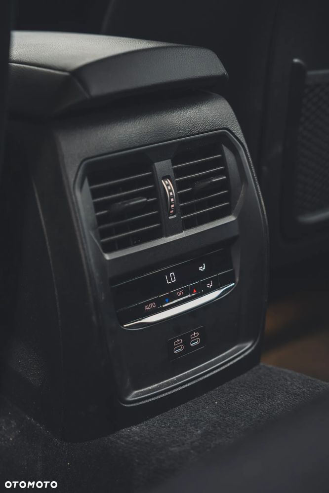 BMW Seria 3 320d - 14