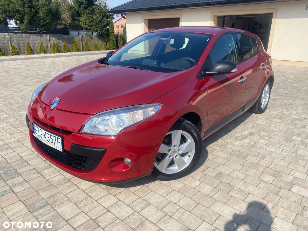 Renault Megane 1.6 16V 110 TomTom Edition - 1