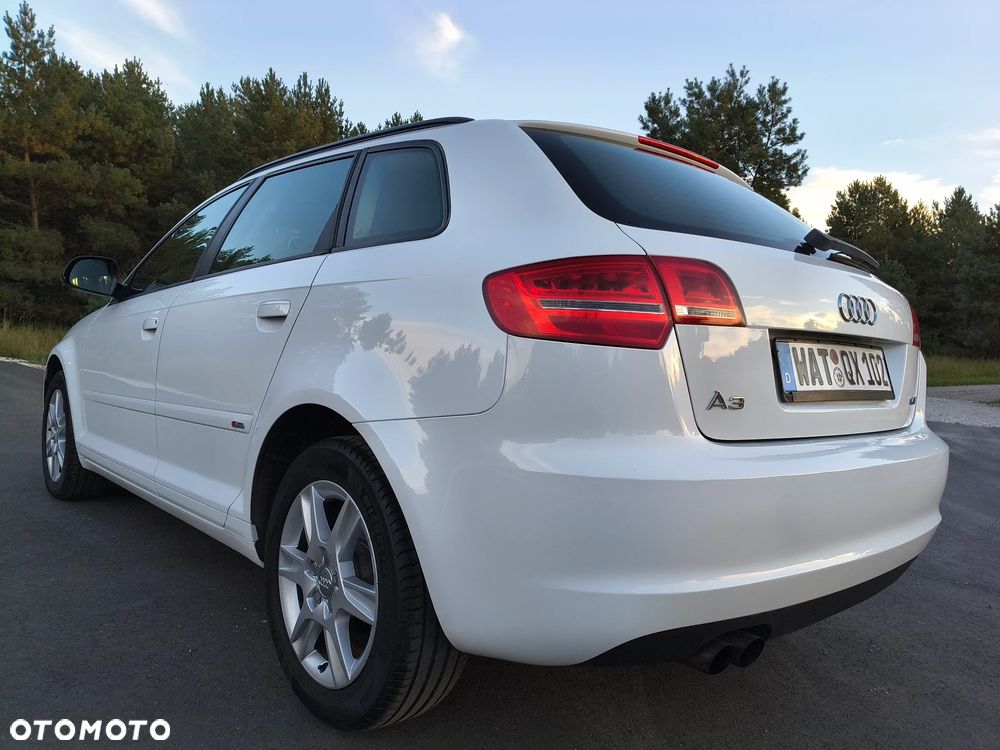 Audi A3 Sportback 1.4 TFSI S Line Sportpaket plus - 21