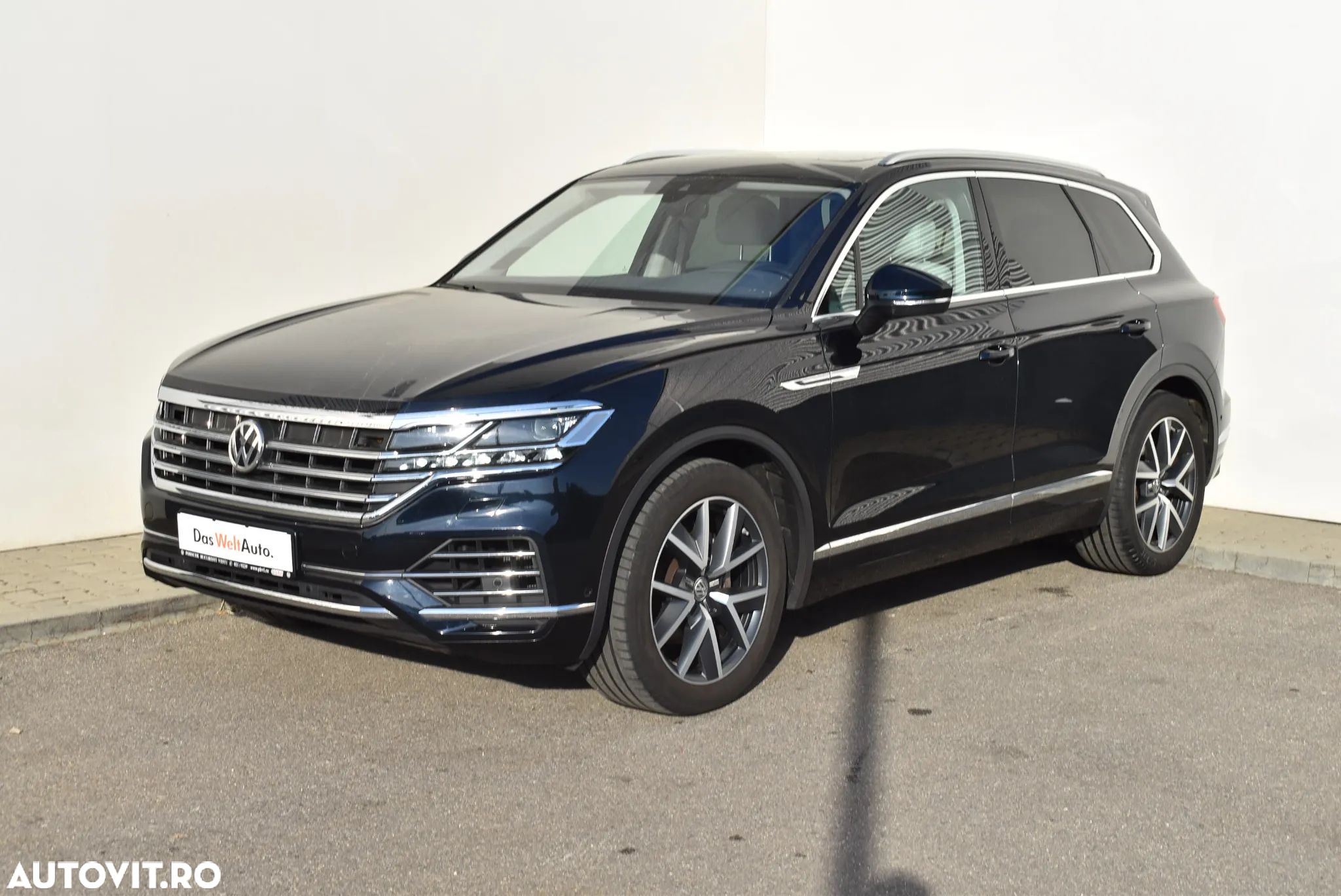 Volkswagen Touareg V6 TDI 4MOTION Elegance - 1