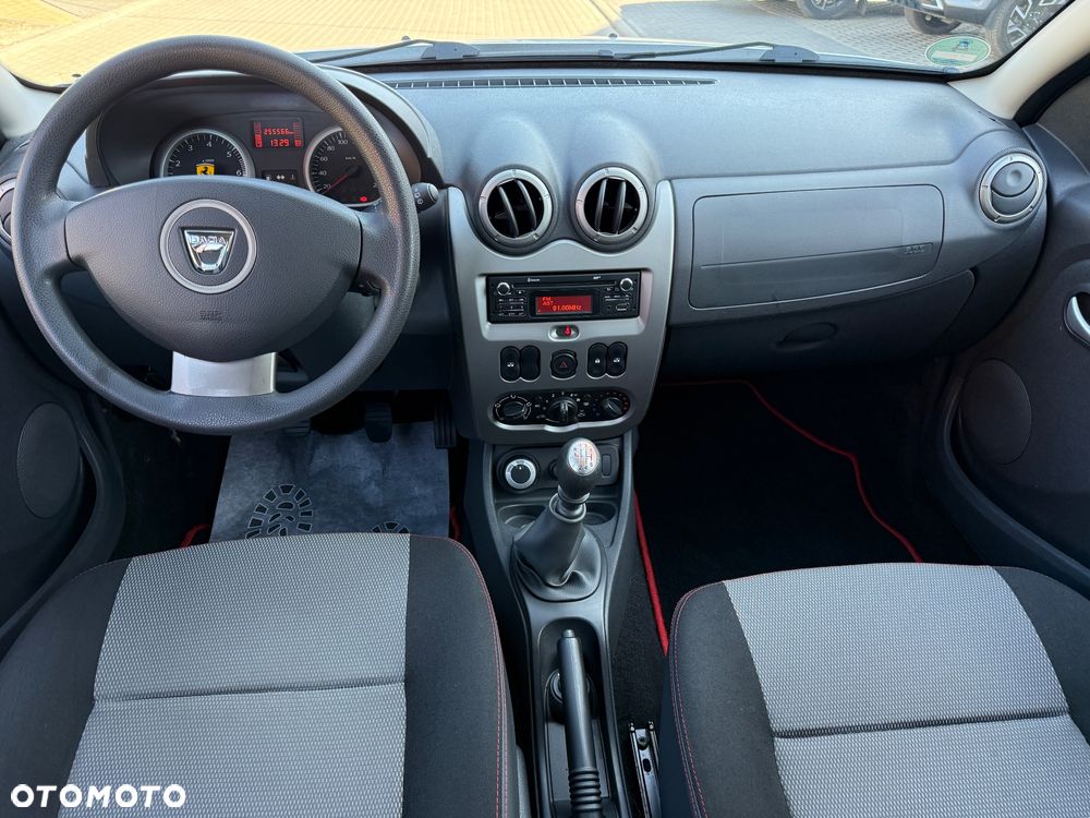 Dacia Duster 1.5 dCi Laureate 4x4 - 12