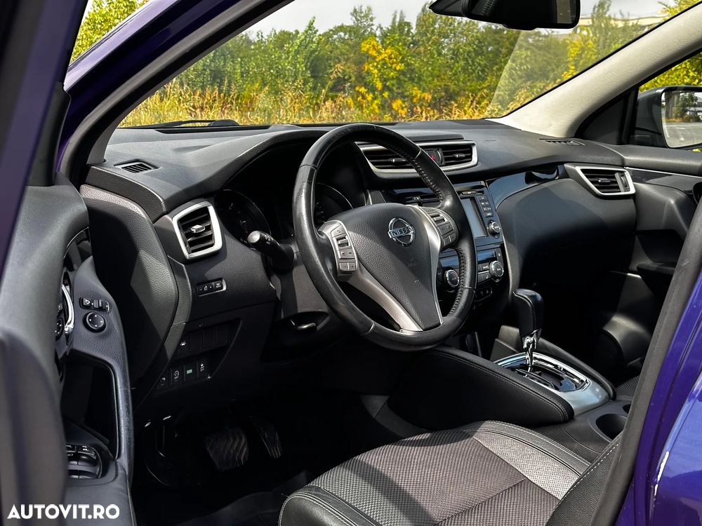 Nissan Qashqai 1.6 DCI Start/Stop X-TRONIC Tekna - 6