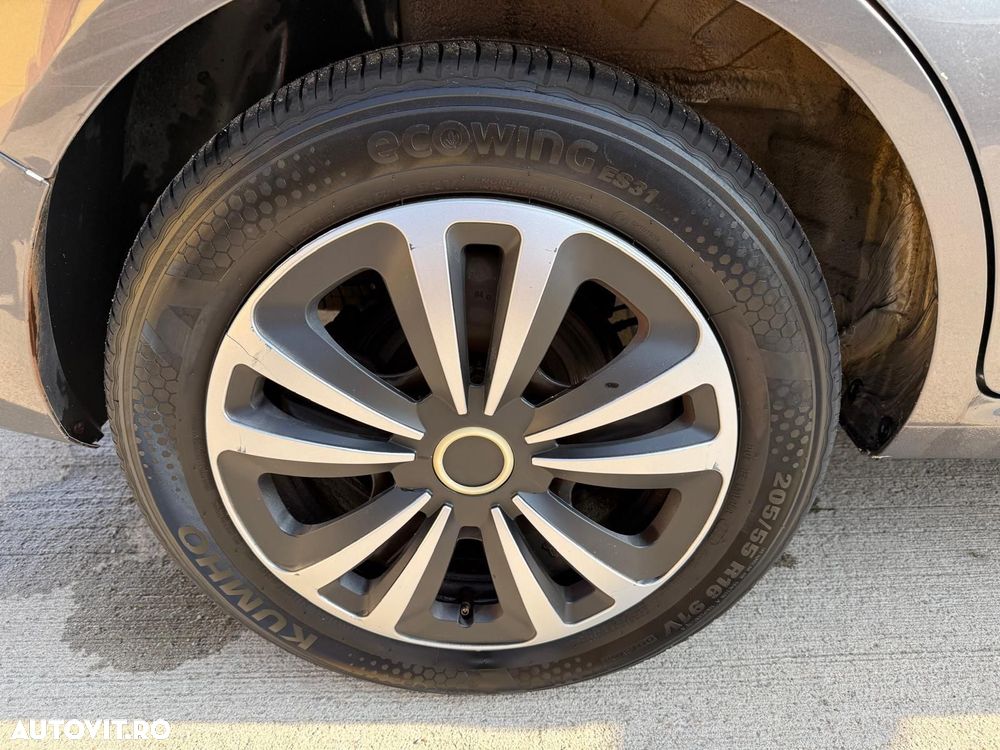 Opel Zafira - 12