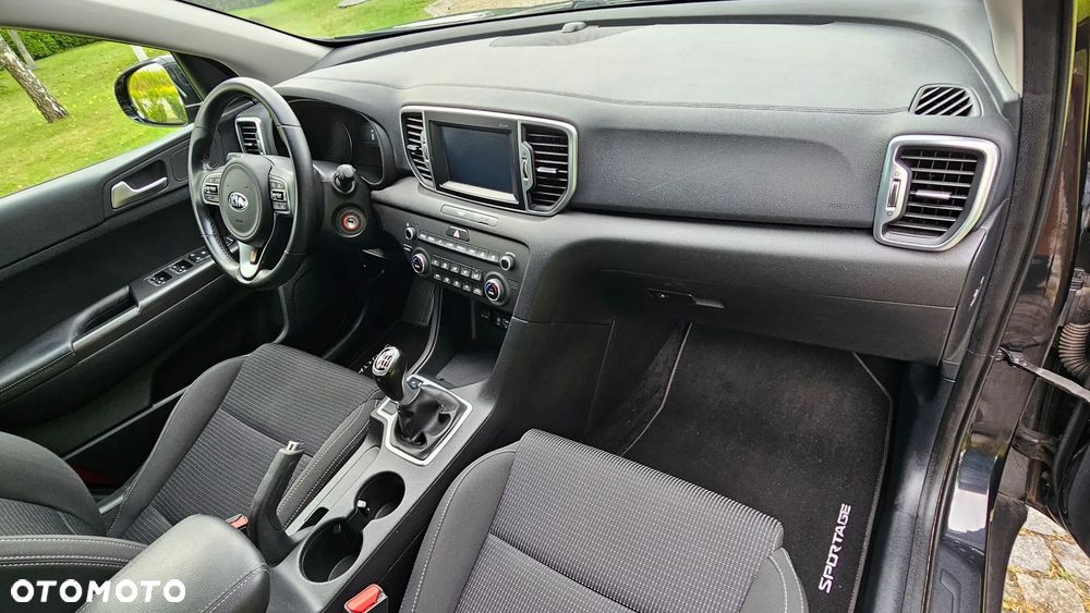 Kia Sportage 1.6 GDI 2WD Black Edition - 7
