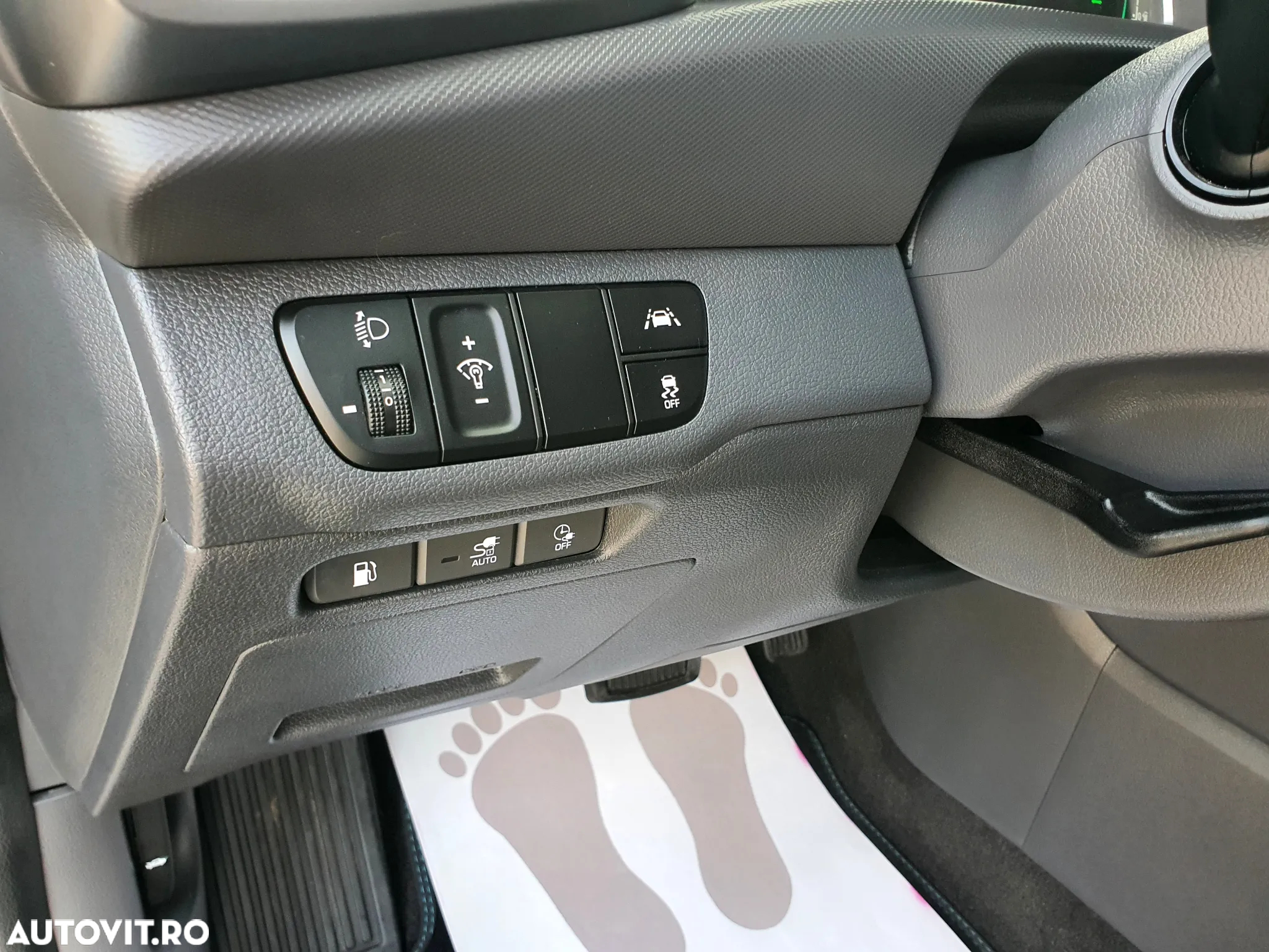 Hyundai IONIQ Plug-in-Hybrid 1.6 GDI Style - 13