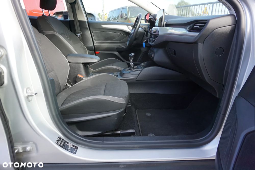 Ford Focus 1.5 EcoBlue Active Business - 18