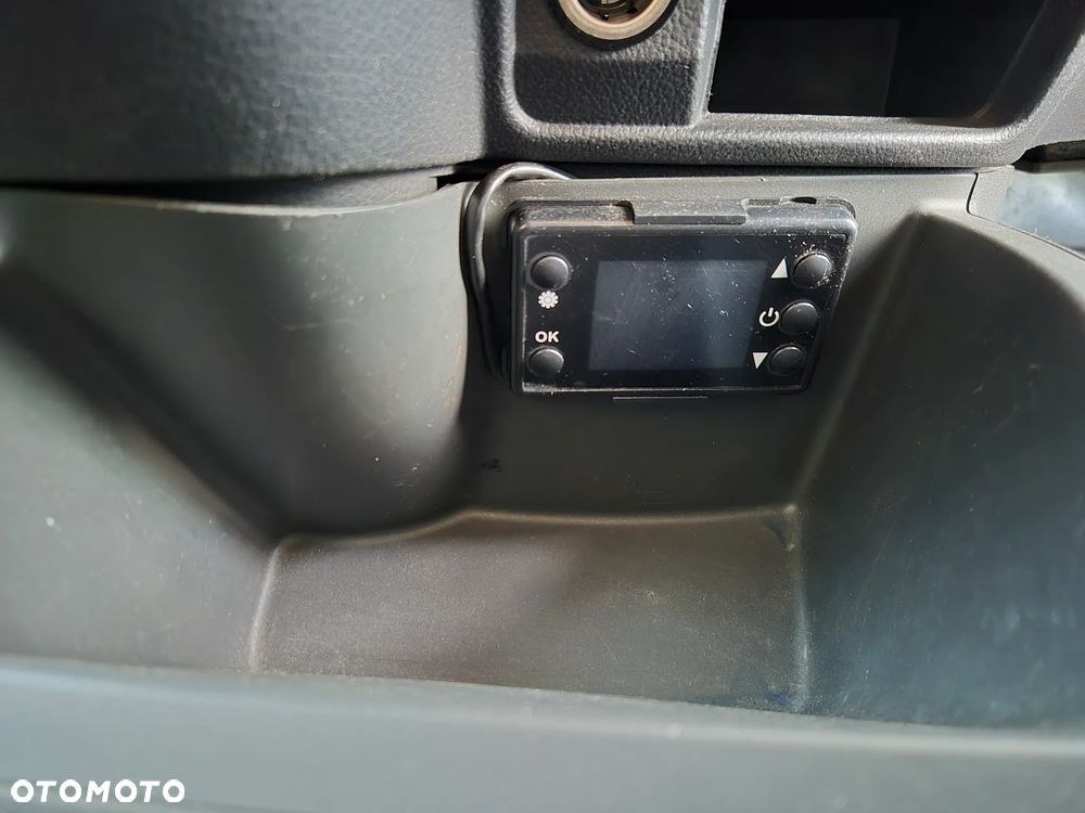Mercedes-Benz Viano 3.0 CDI Ambiente (długi) - 16