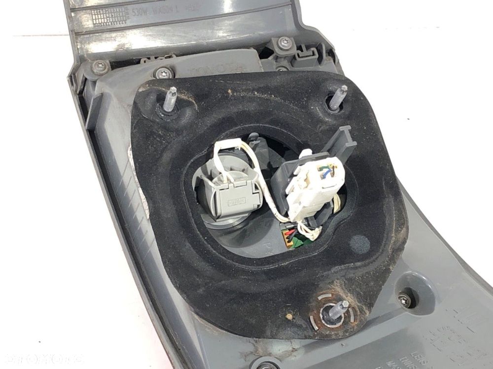LAMPA LEWY TYŁ - 649.00 PLN - TOYOTA AVENSIS Kombi (_T27_) 2009 - 2018 2.0 D-4D (ADT270_) 91 kW - 5