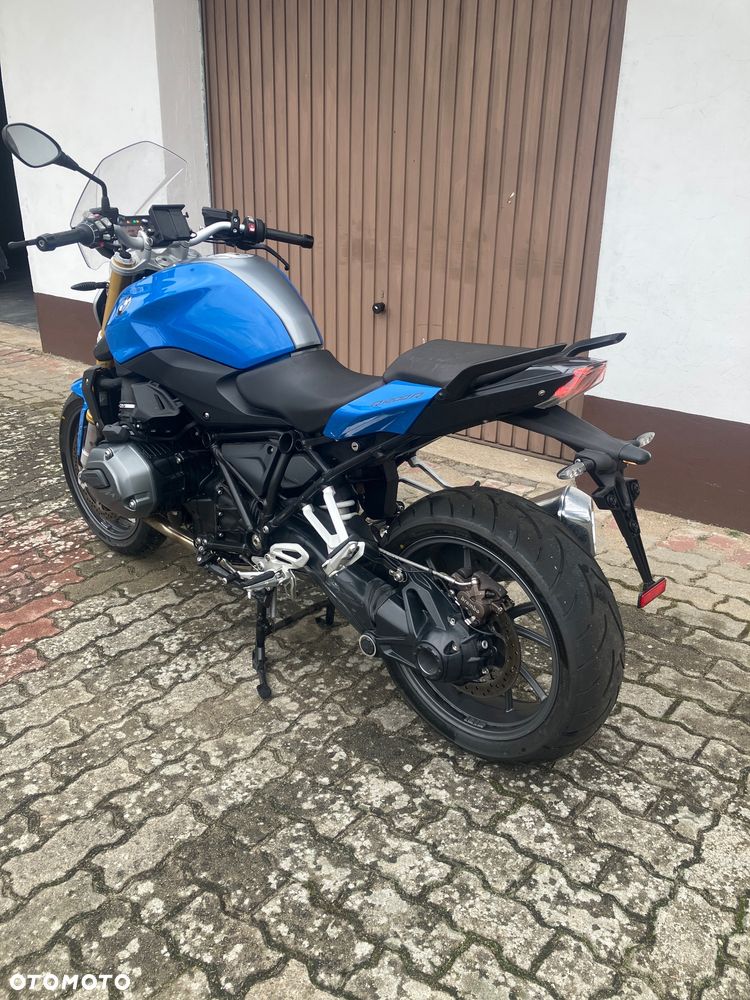 BMW R - 12