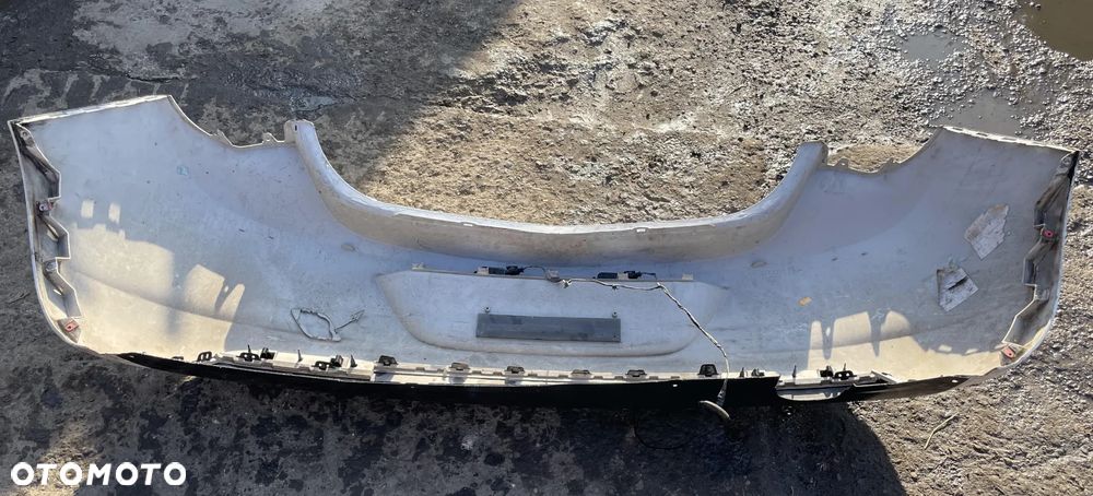 Zderzak Opel Astra IV J HB tył OE - 4