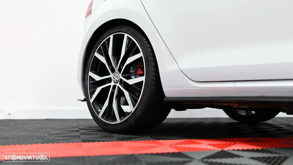 VW Golf 2.0 TSi GTi DSG Performance - 7