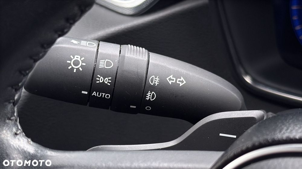 Toyota Corolla 2.0 Hybrid Comfort - 20