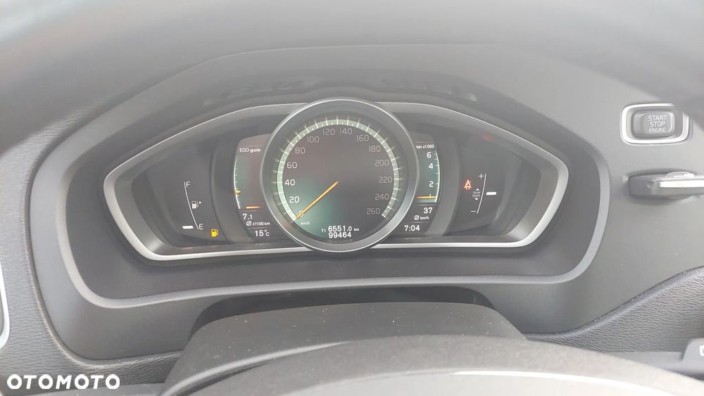 Volvo V40 T3 Drive-E Inscription - 17