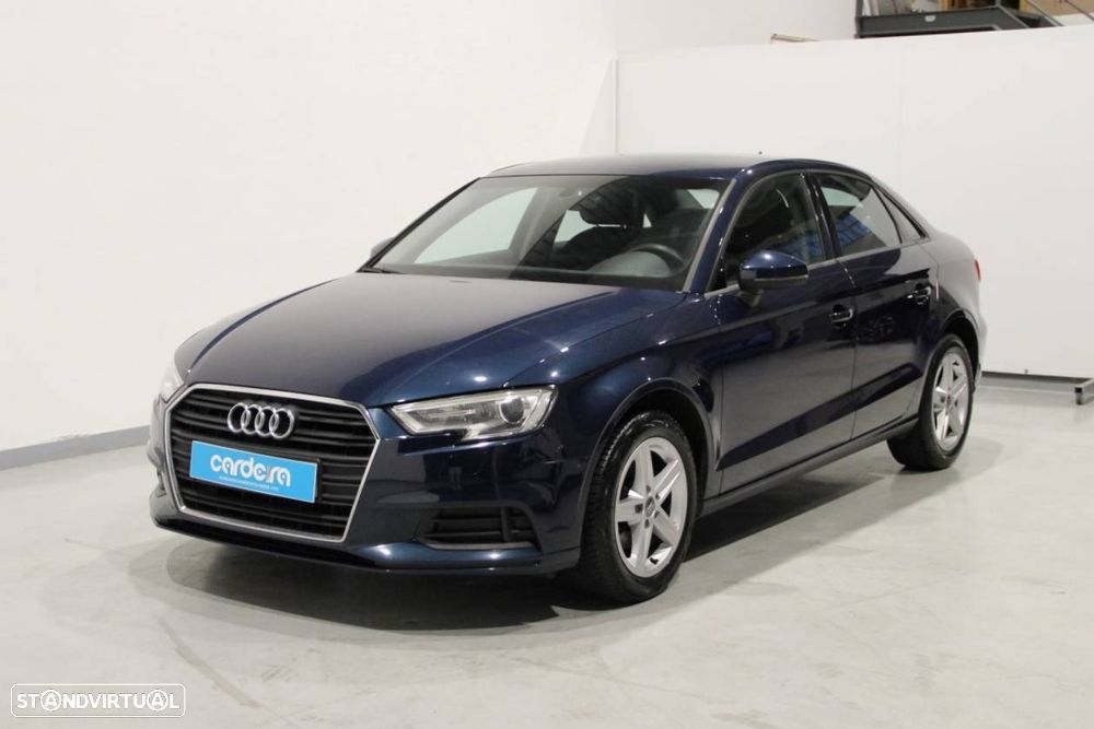 Audi A3 Limousine 1.6 TDI Design - 1
