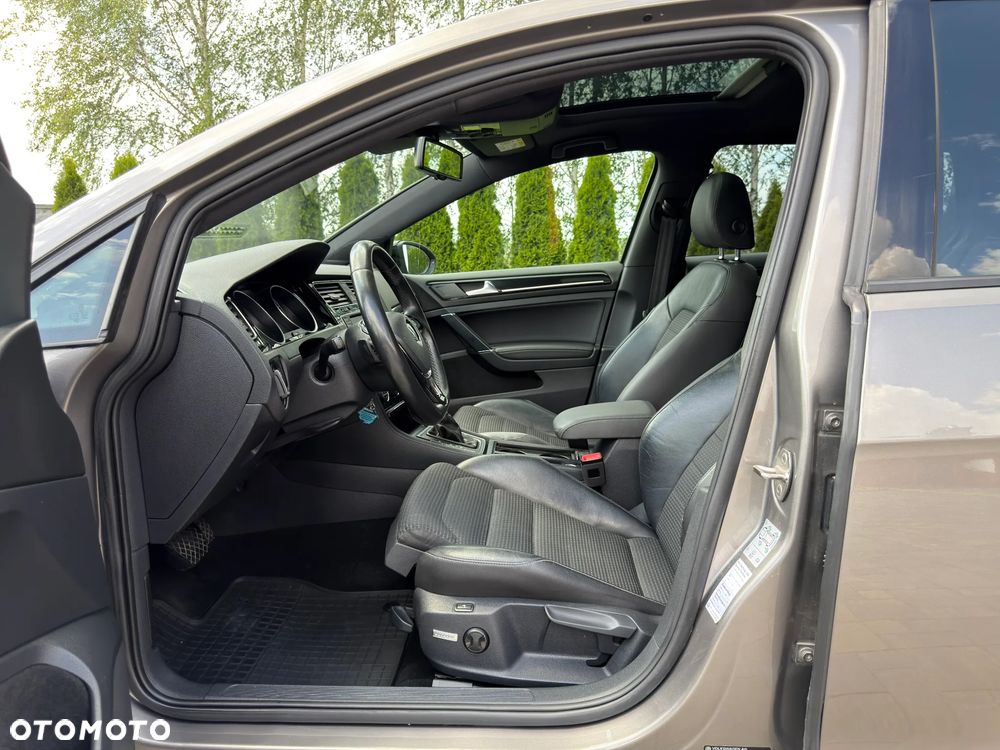Volkswagen Golf 2.0 TDI (BlueMotion Technology) DSG Comfortline - 28