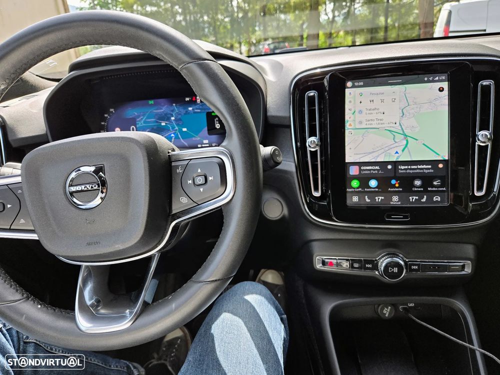 Volvo XC 40 Recharge Plus — fotografia 28