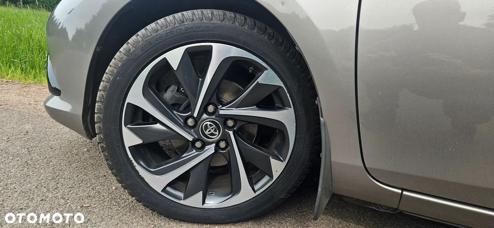 Toyota Auris 1.2 T Dynamic - 13