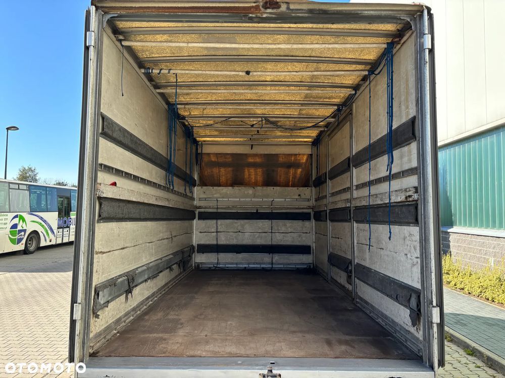 Mercedes-Benz Sprinter - 18