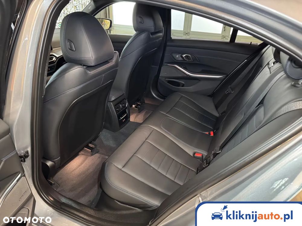 BMW Seria 3 - 7