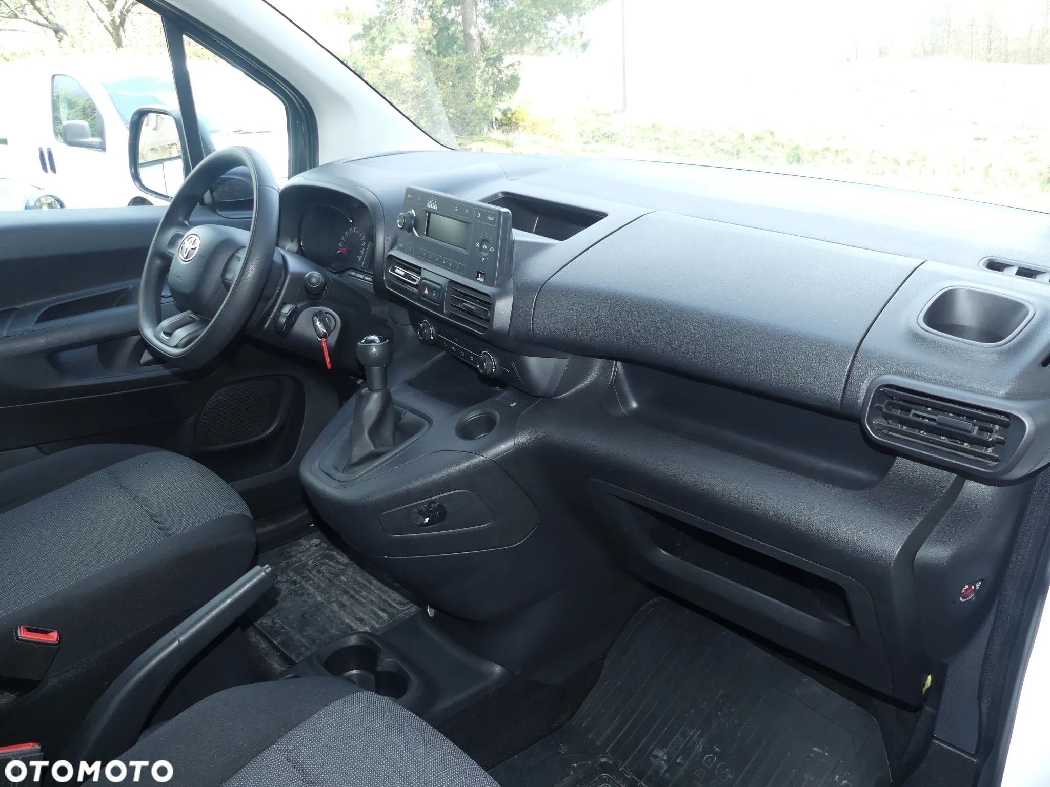 Toyota Proace City 1.5 D-4D Long 2,3t Active (bryg.) - 18