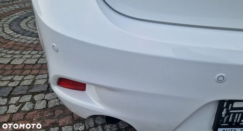 Mazda 3 1.6 Sport Exclusive - 10