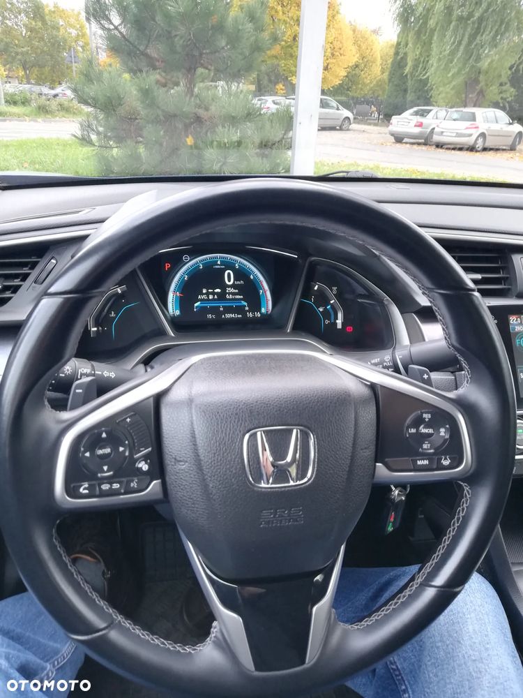 Honda Civic 1.5 T Elegance CVT - 11