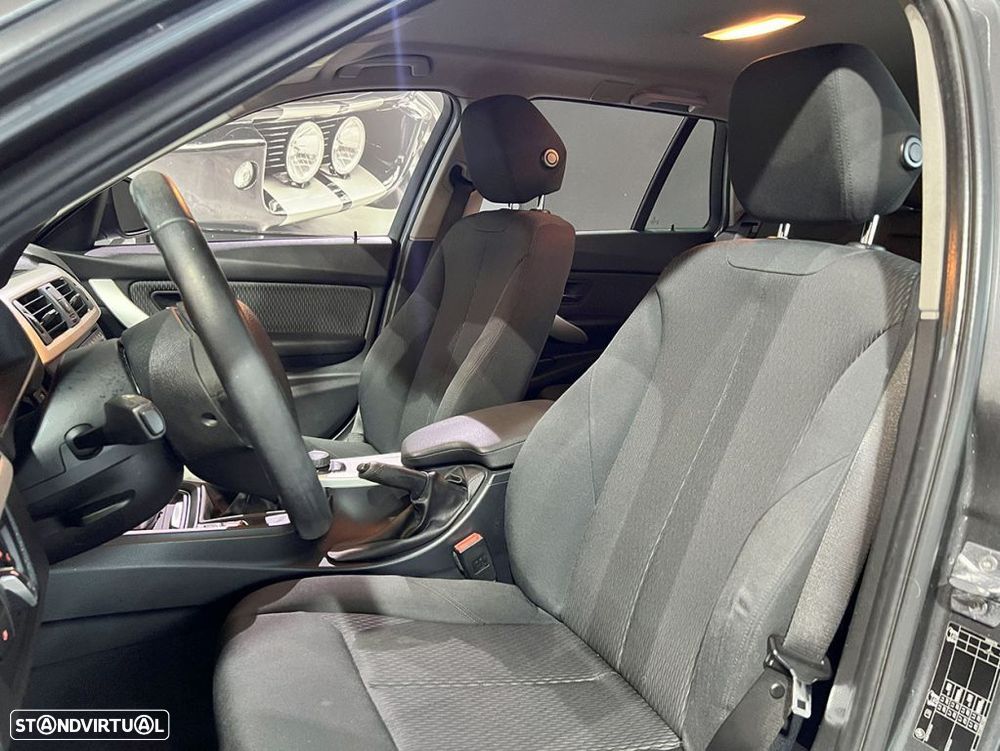 BMW 320 d Touring ED Advantage - 8