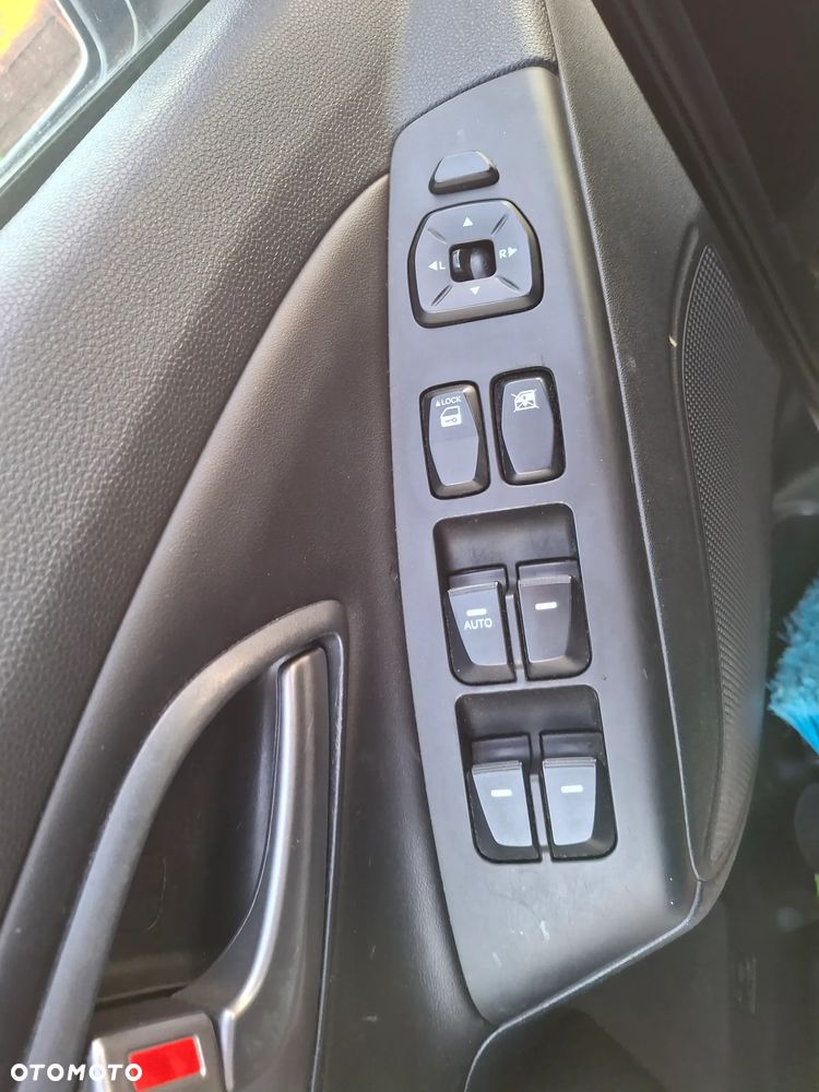 Hyundai ix35 2.0 CRDi 4WD 5 Star Edition - 11